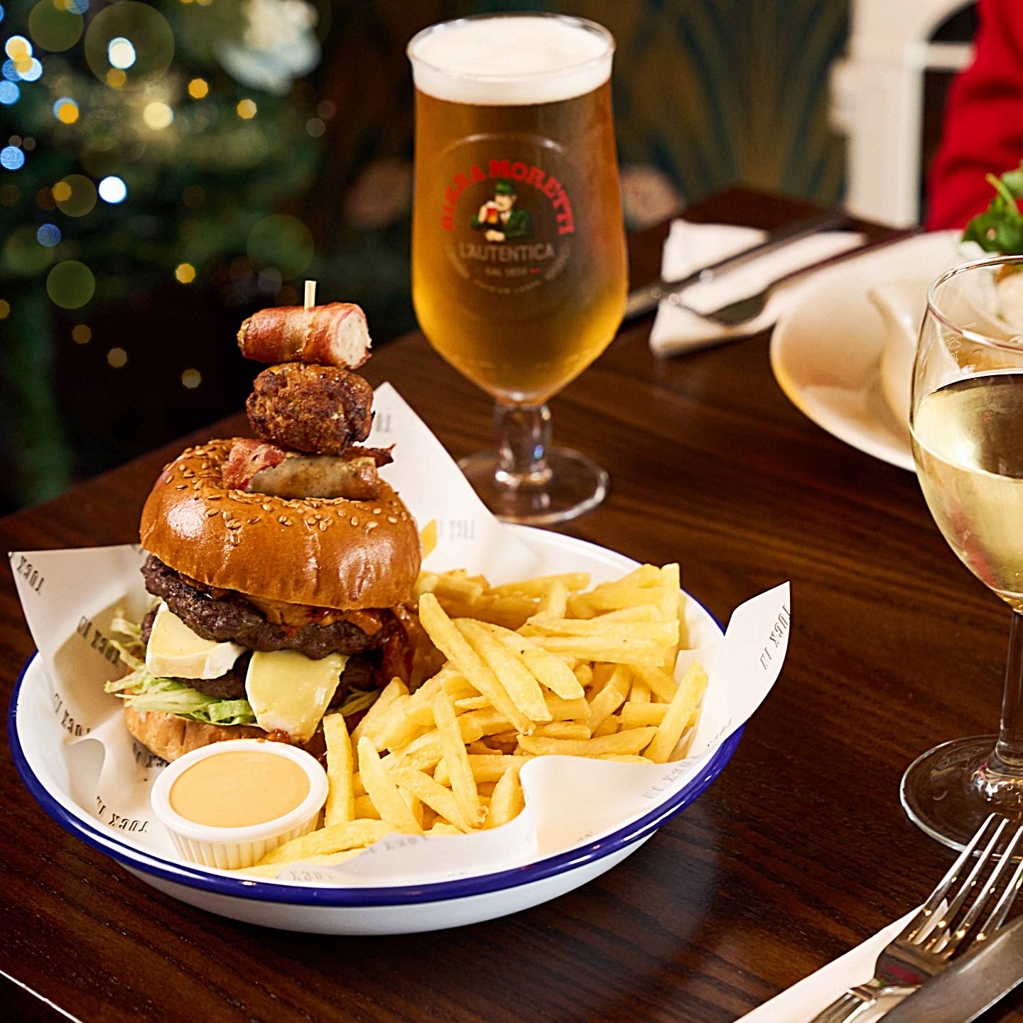 Festive Lunch & Dinner at The Mermaid in Ipswich